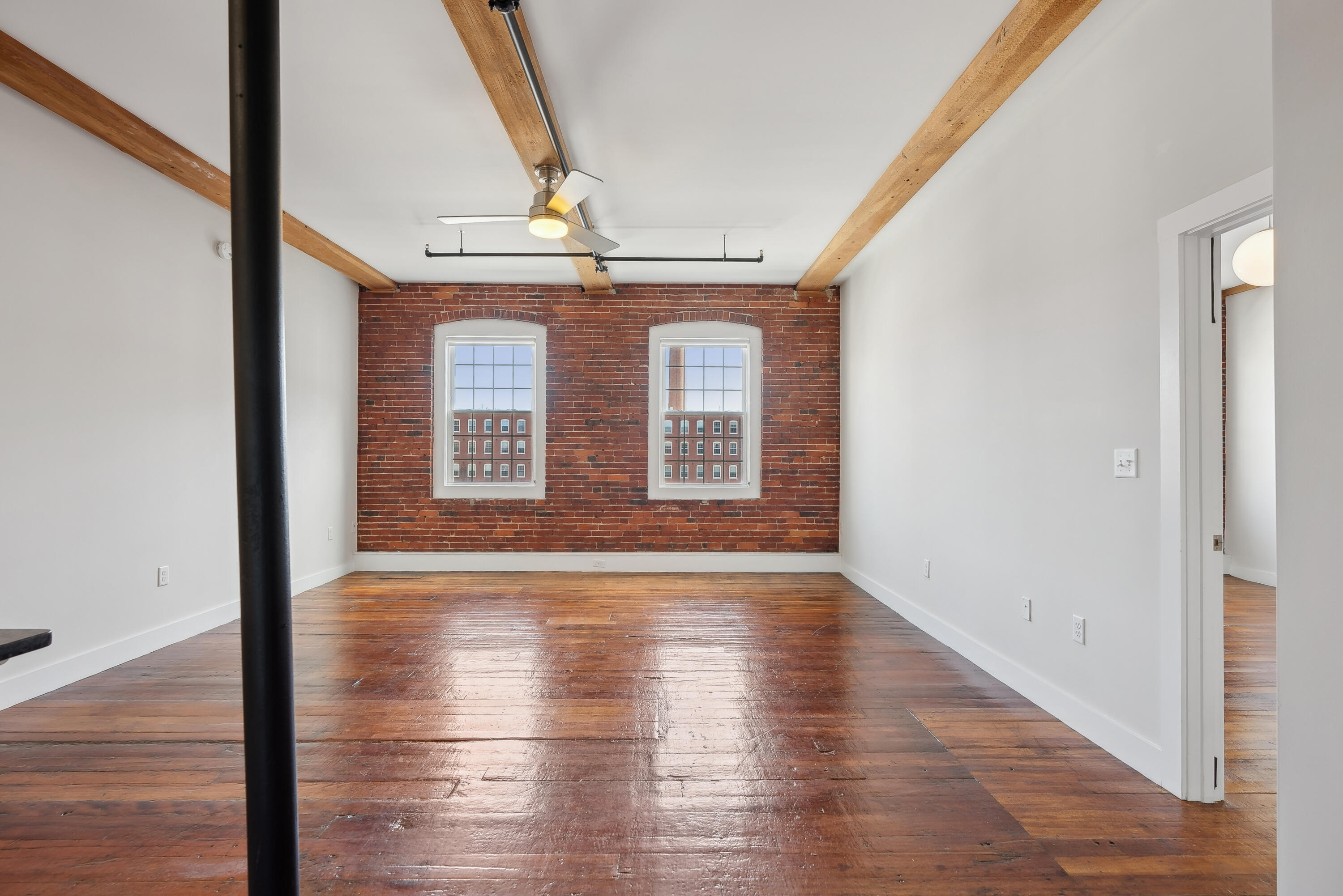 2 Main Street, 15-413