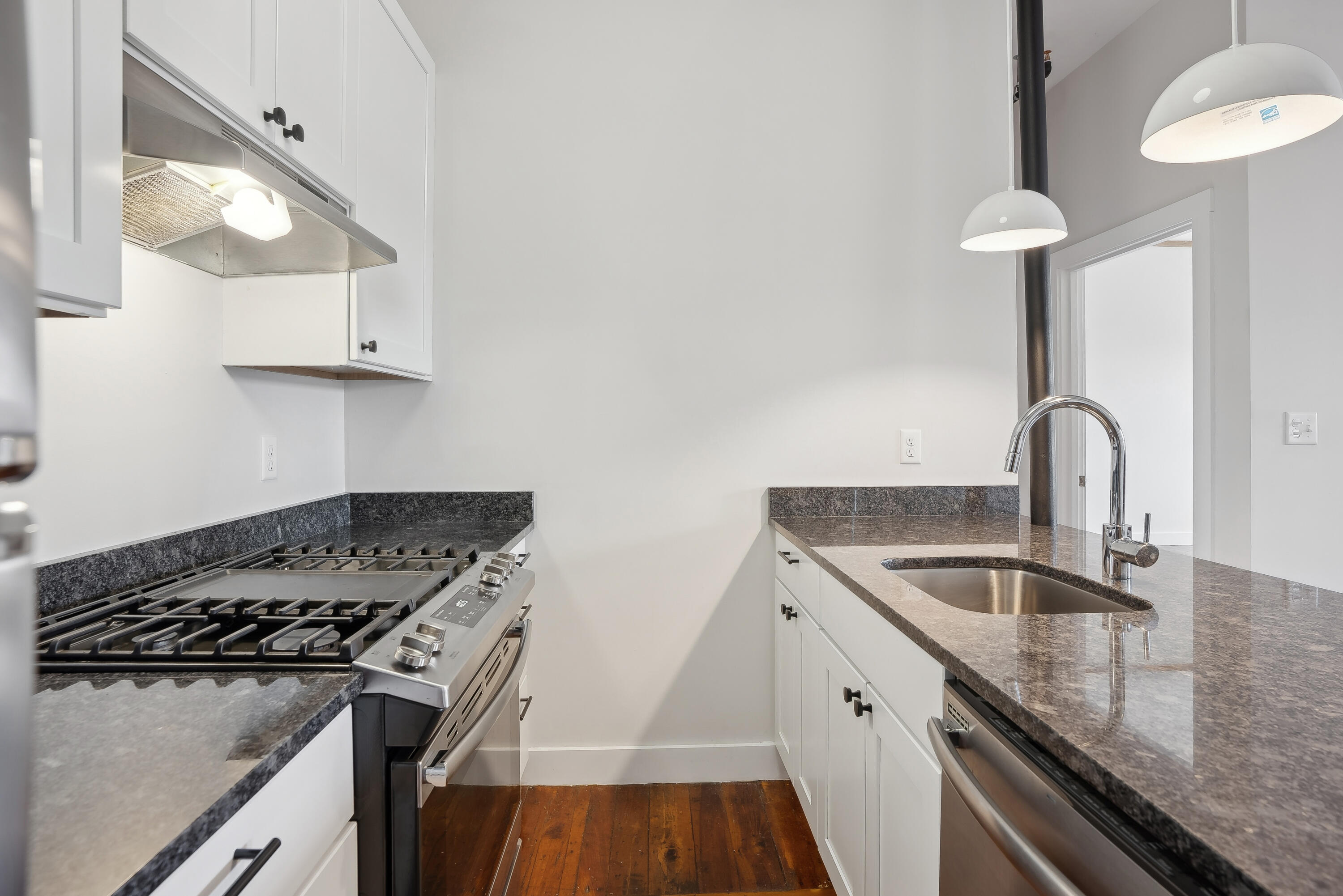 2 Main Street, 15-413