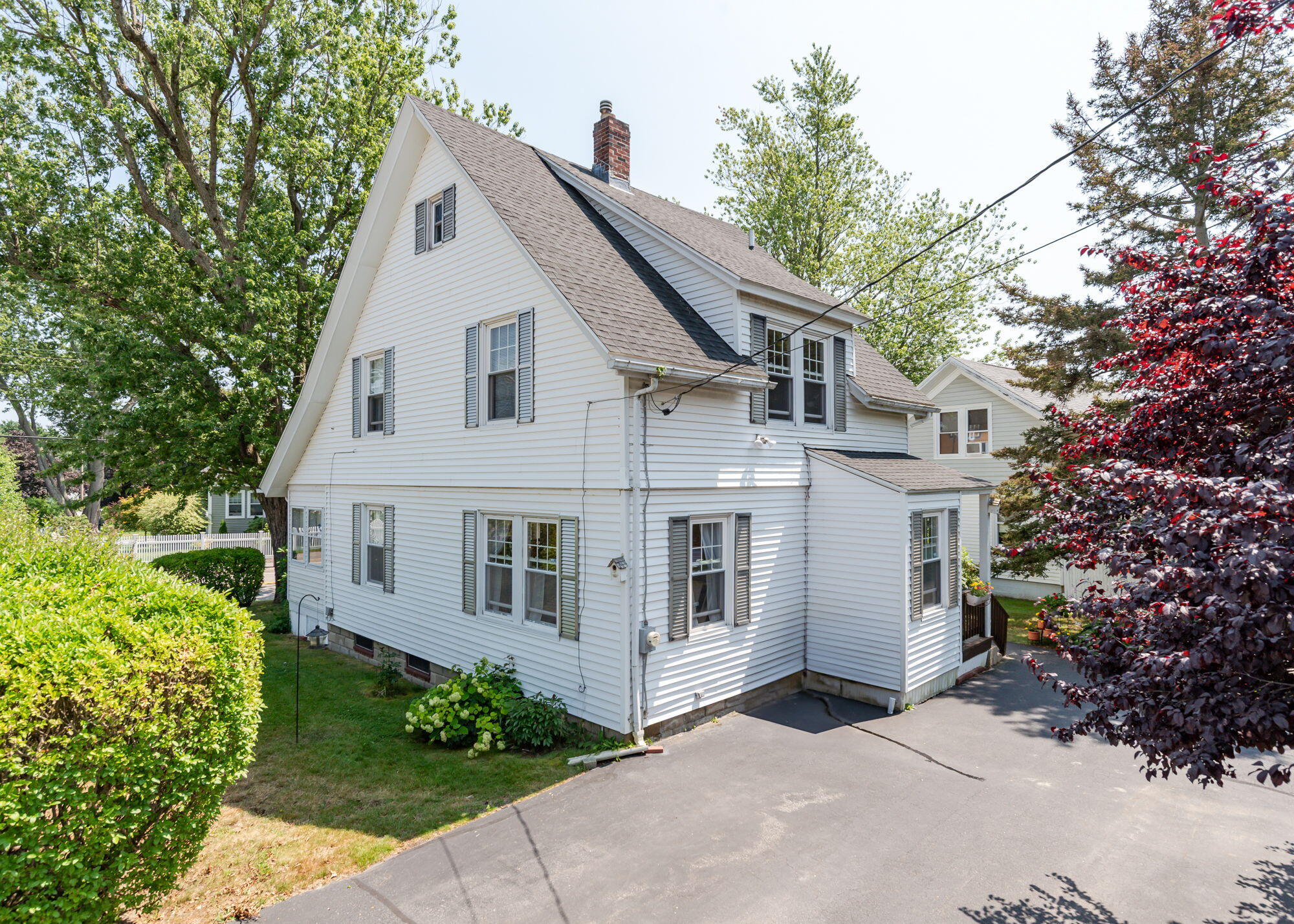 553 Sawyer Street