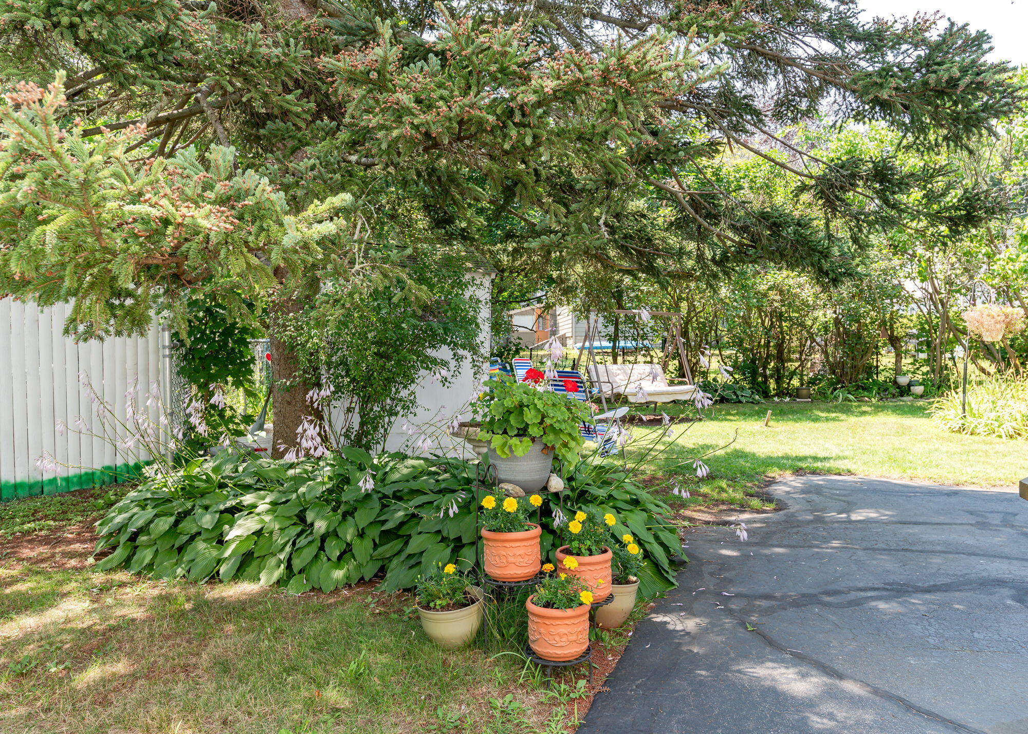 553 Sawyer Street