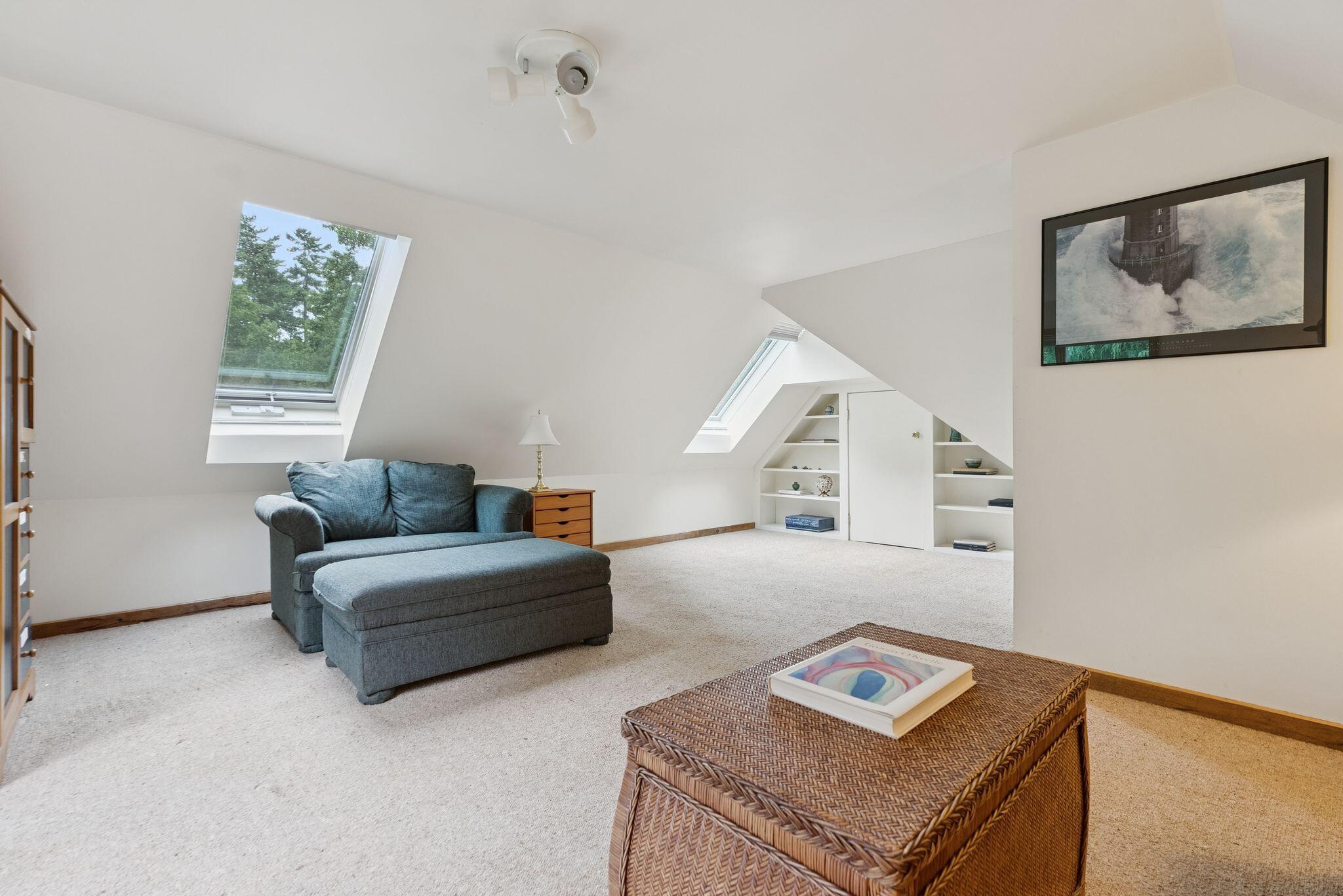 3 Landing Woods Lane