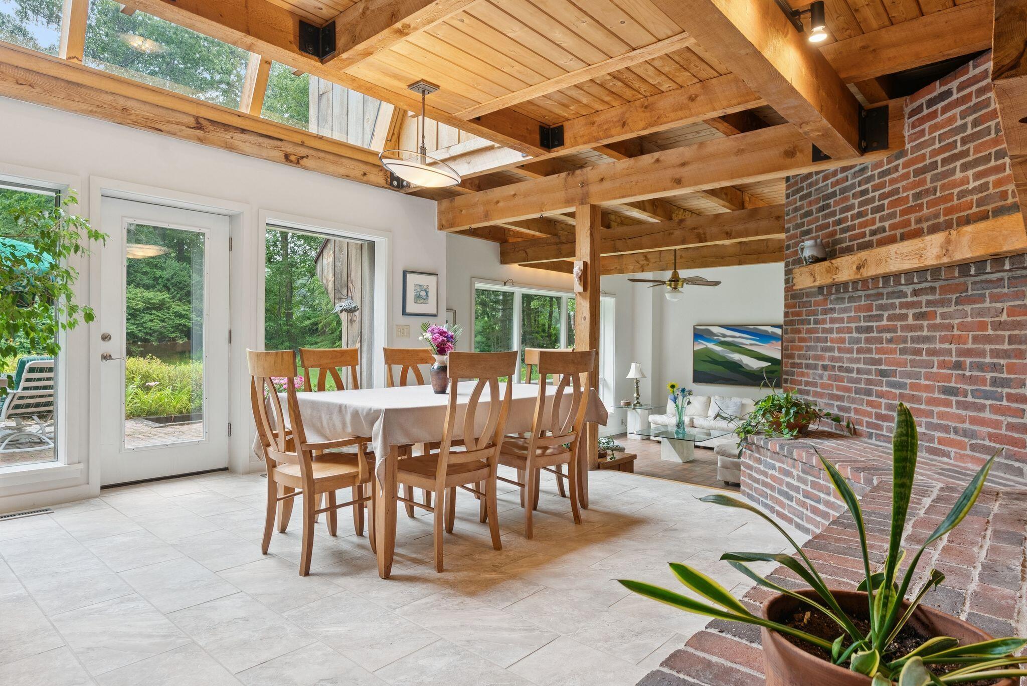 3 Landing Woods Lane