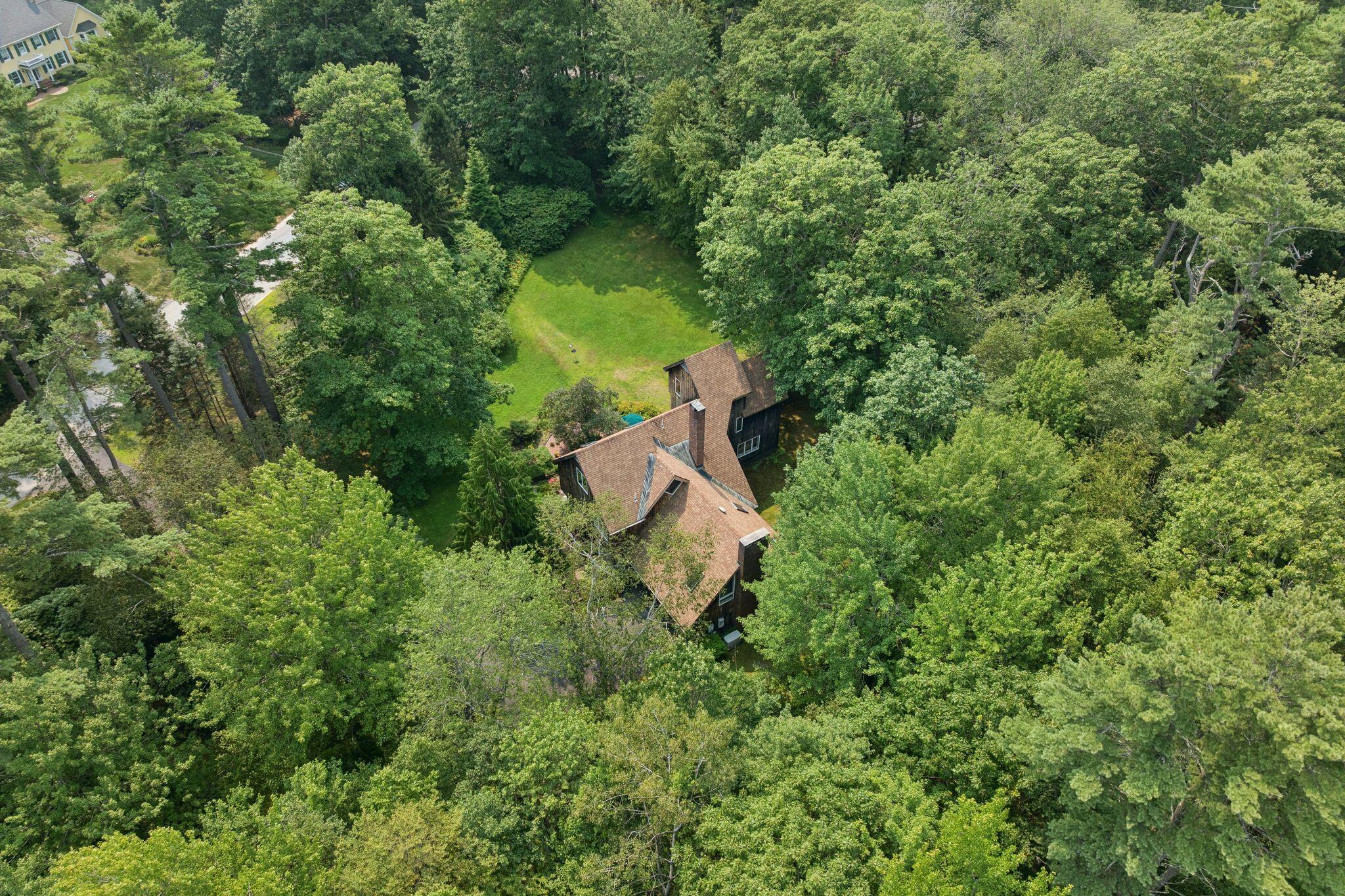 3 Landing Woods Lane