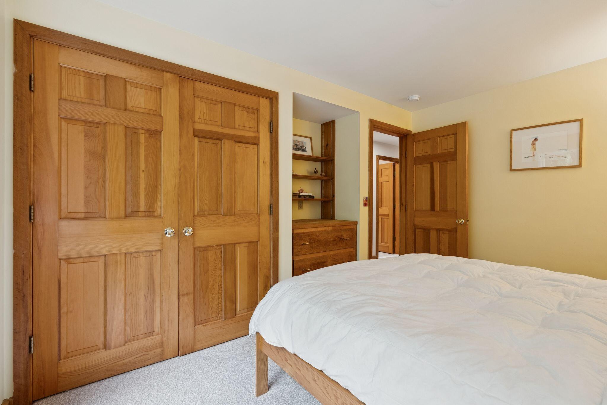 3 Landing Woods Lane