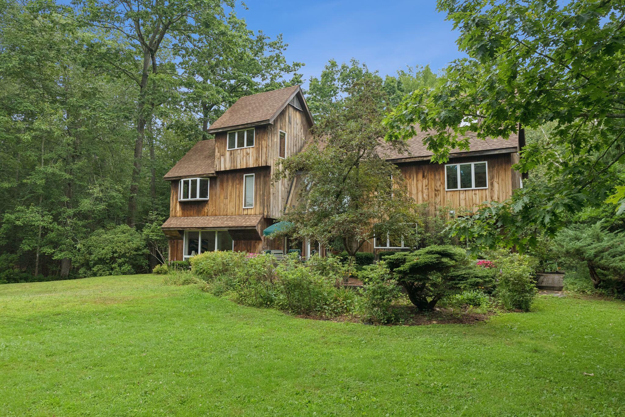 3 Landing Woods Lane