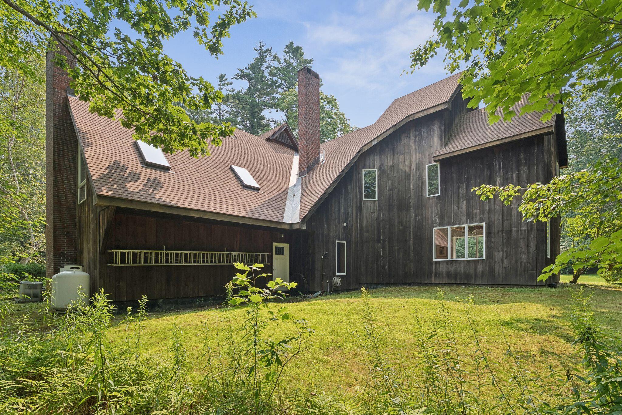 3 Landing Woods Lane