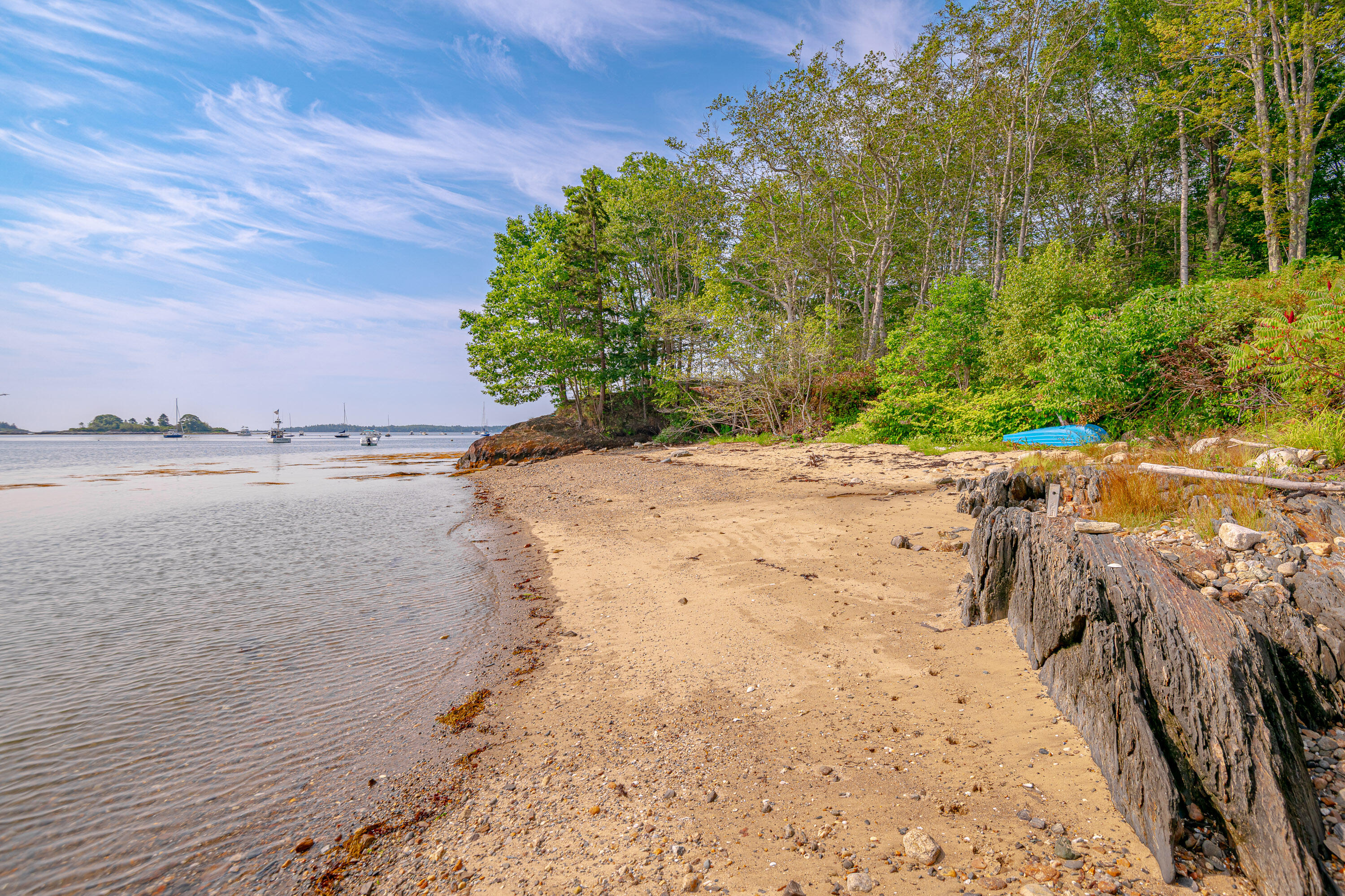 9 Central Landing Road