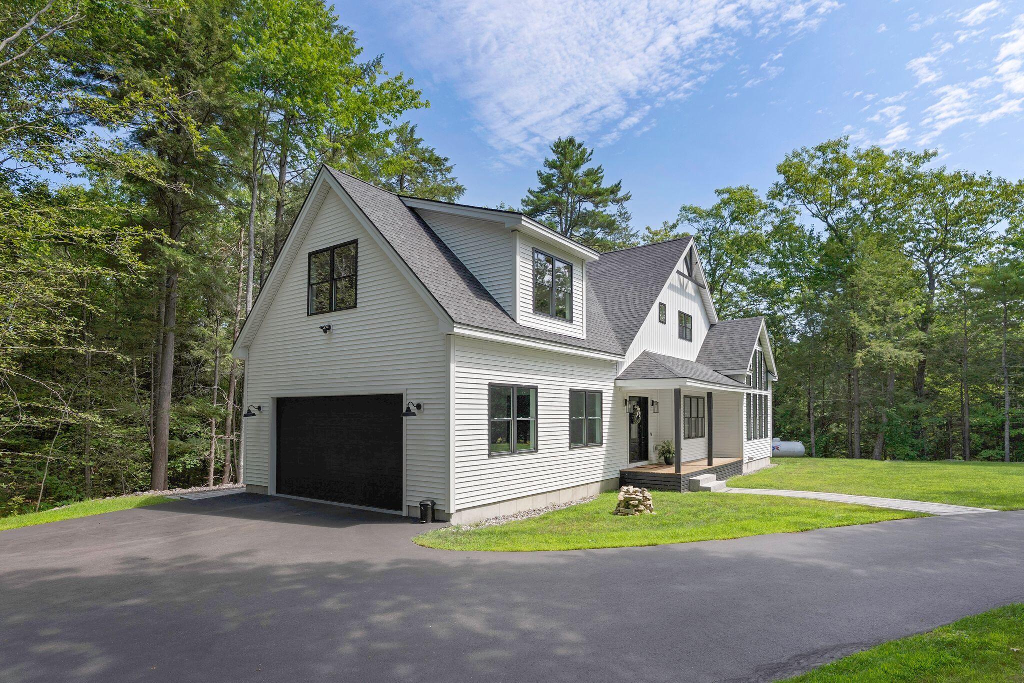 4 Red Oak Drive