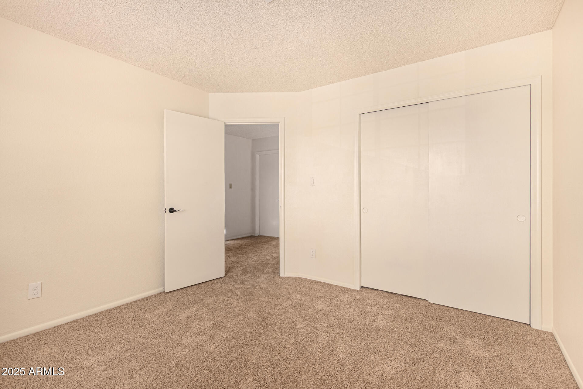 4042 W AVENIDA DEL SOL