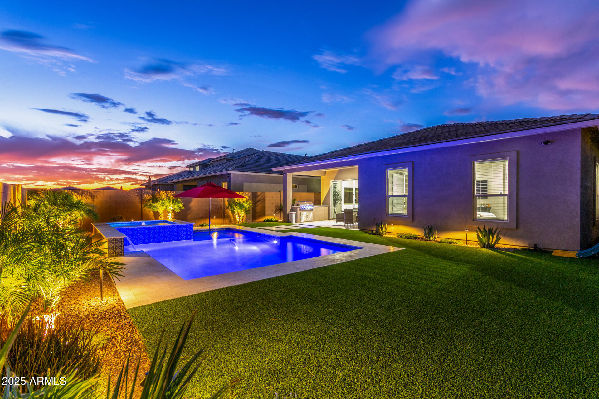 6023 E SINCLAIR Street