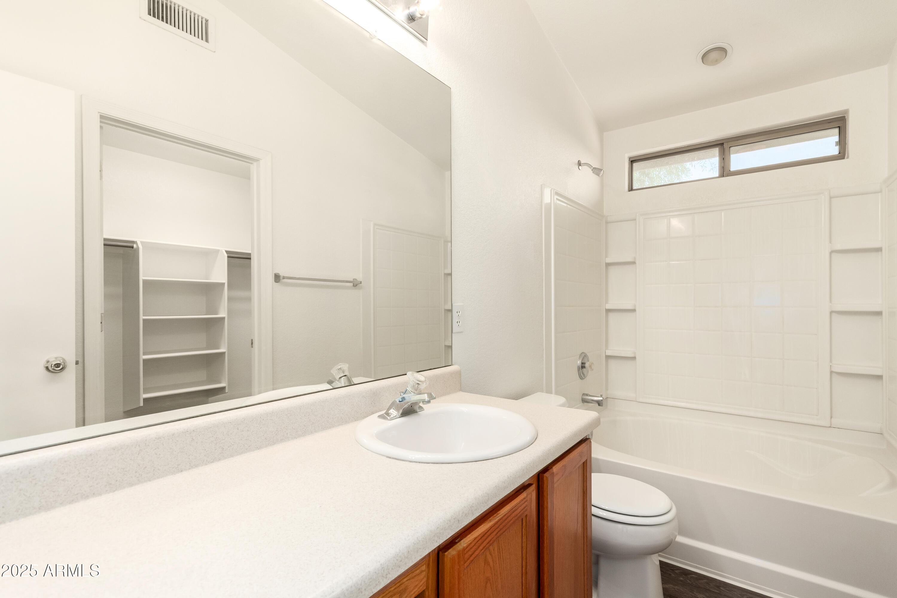 9454 N SCARLET TANAGER Lane