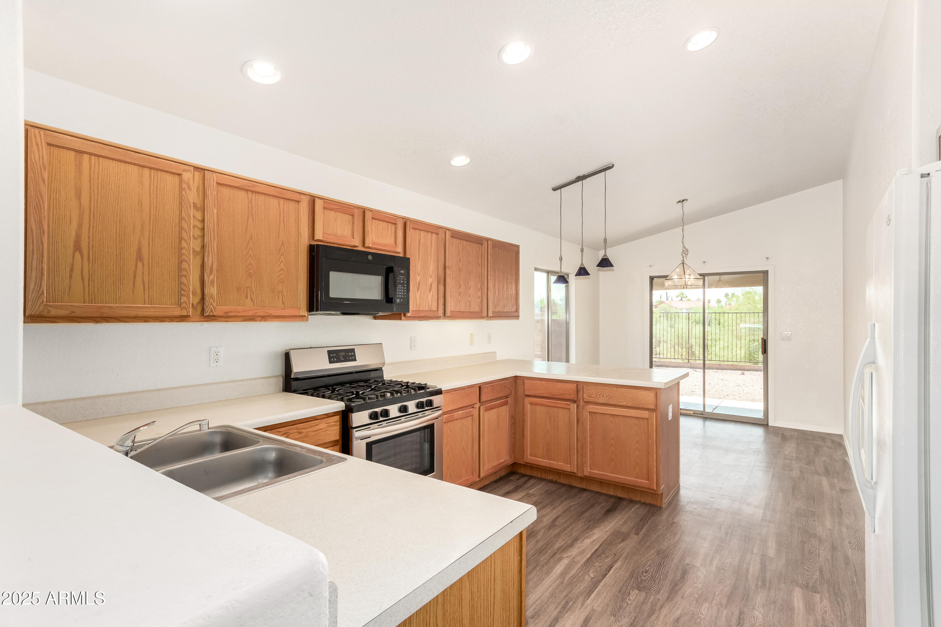 9454 N SCARLET TANAGER Lane