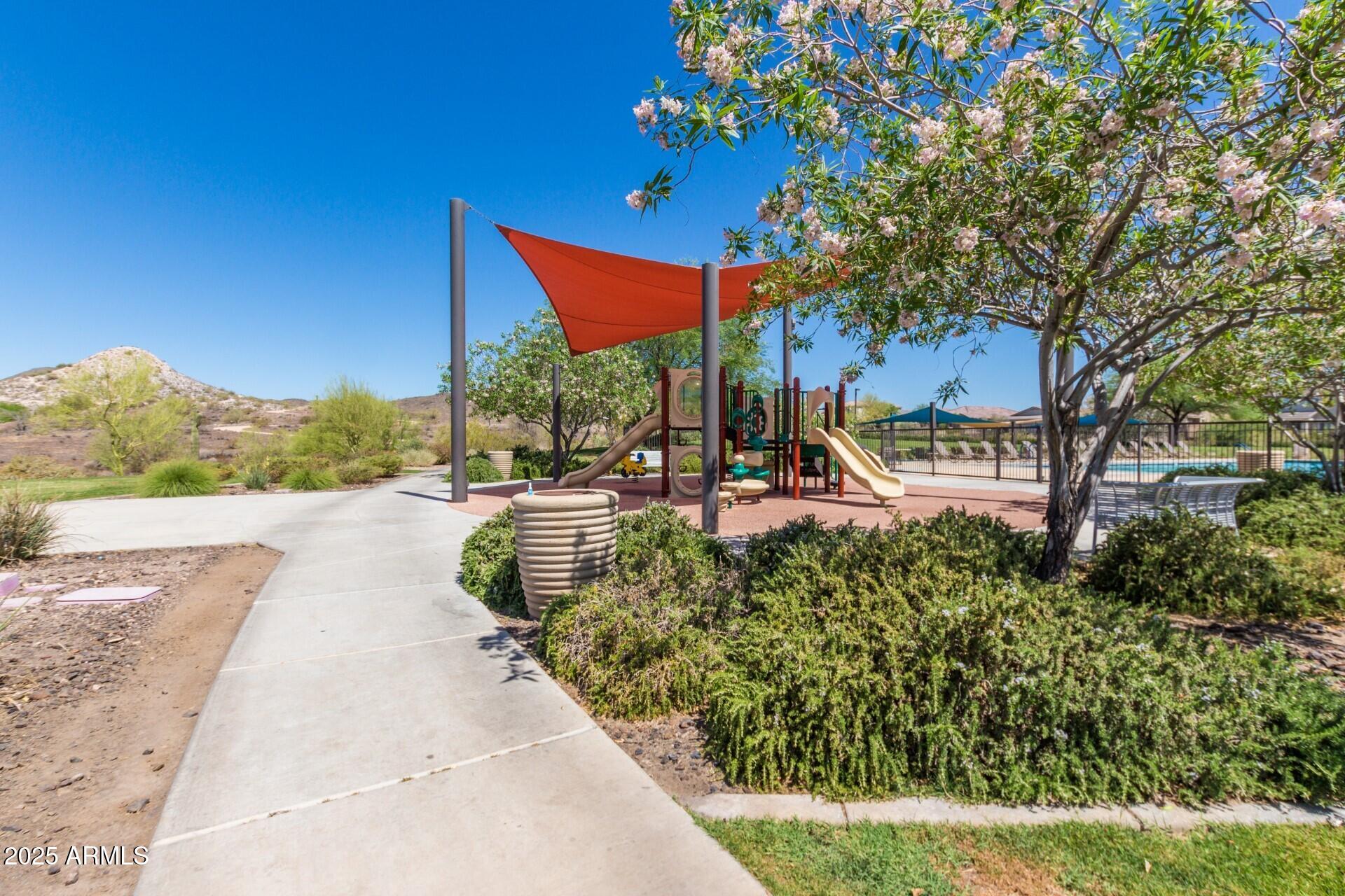 13233 W COPPERLEAF Lane