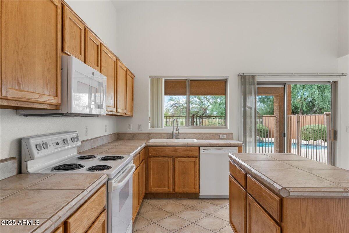 4422 E Coyote Wash Drive