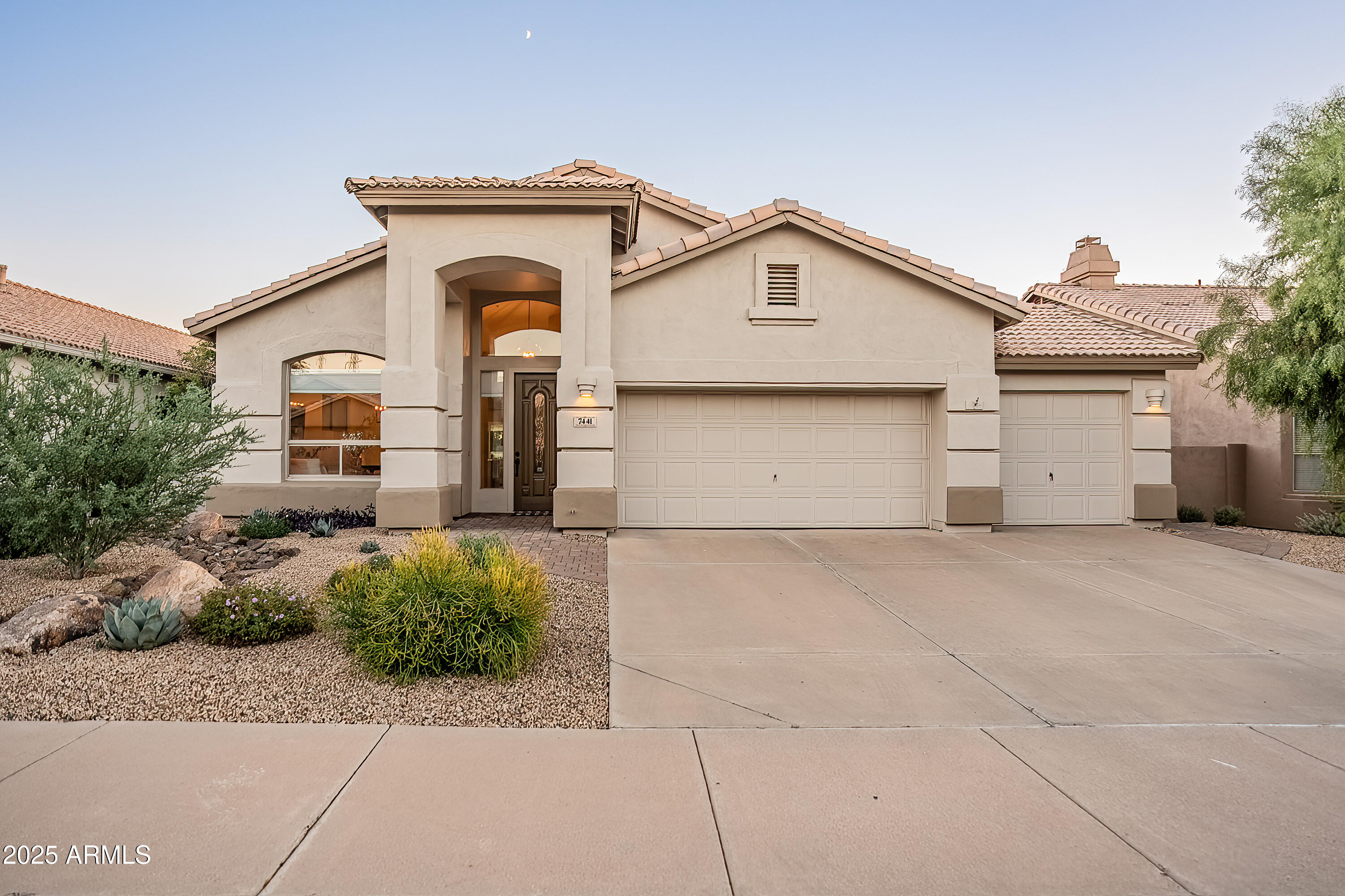 7441 E Whistling Wind Way