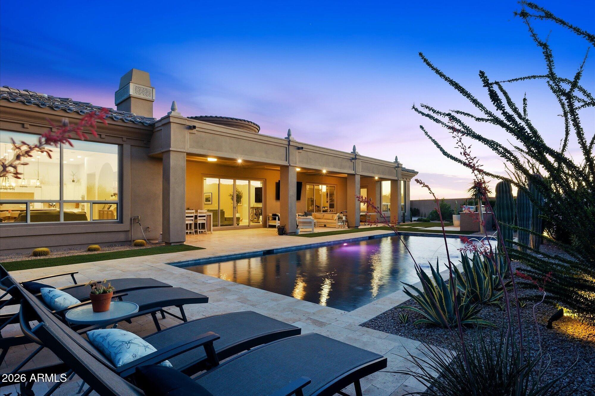 8512 E EAGLE CLAW Drive