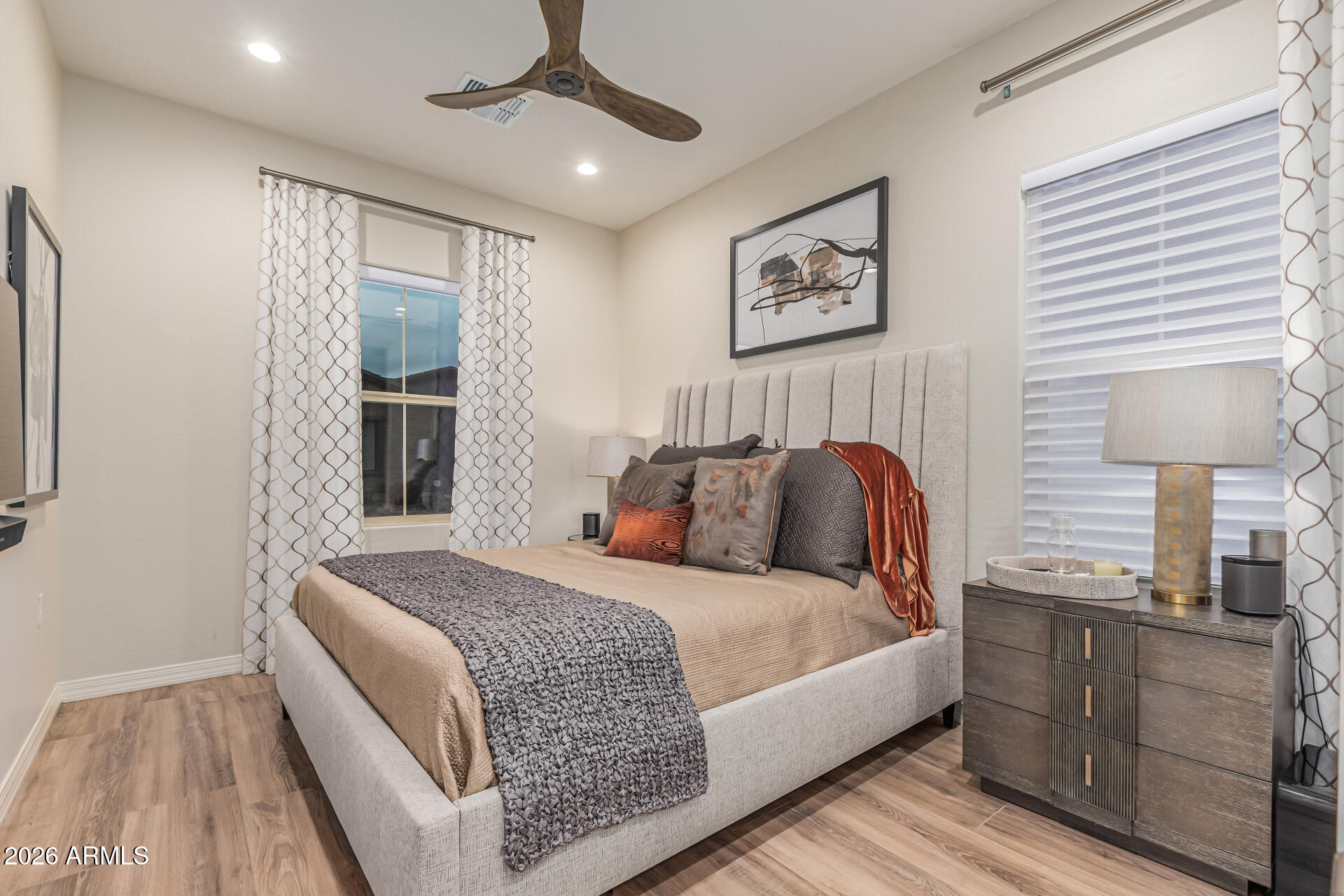 7223 E CAMINO RAYO DE LUZ