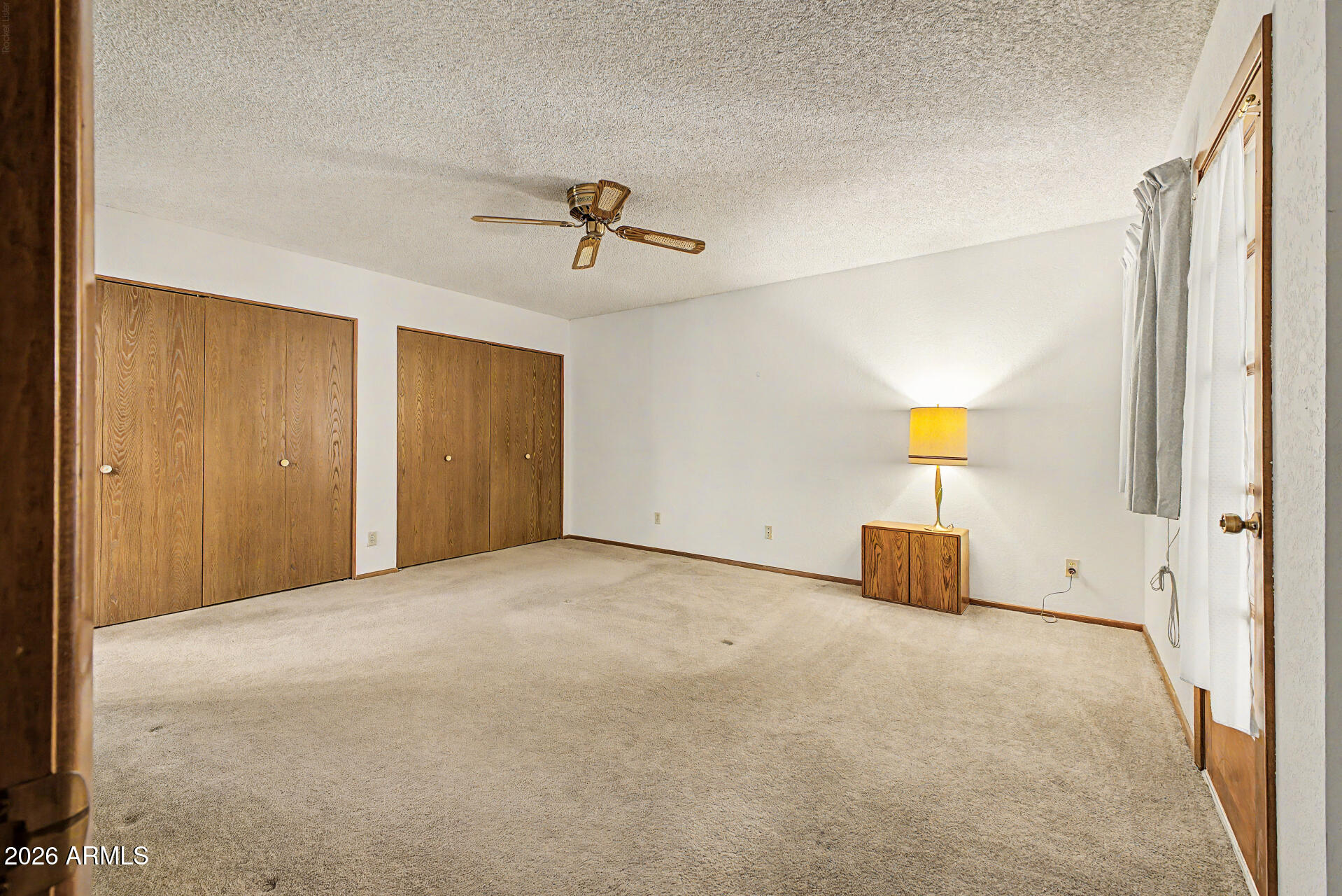 2557 E ENCANTO Street