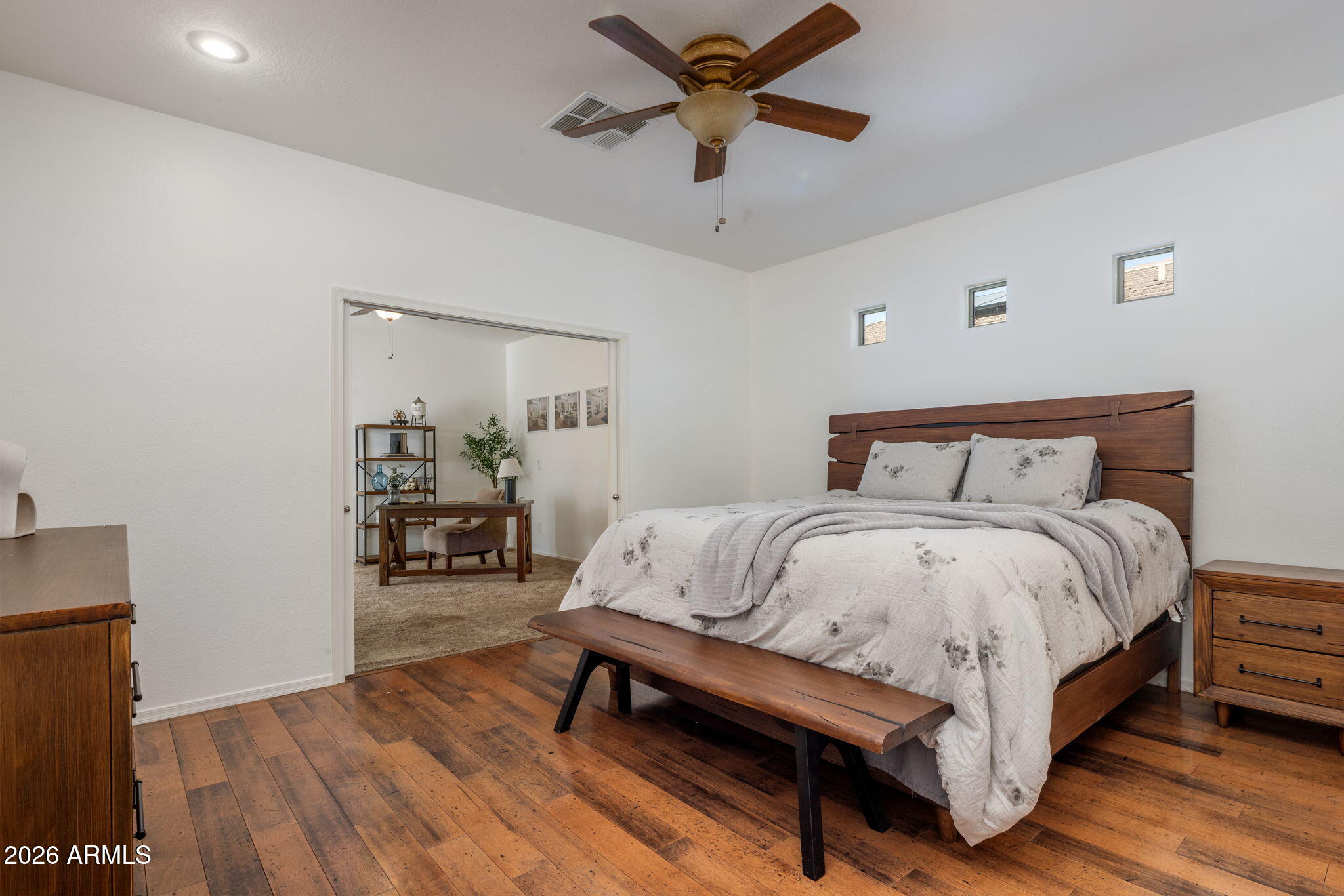 4637 E NARROWLEAF Drive