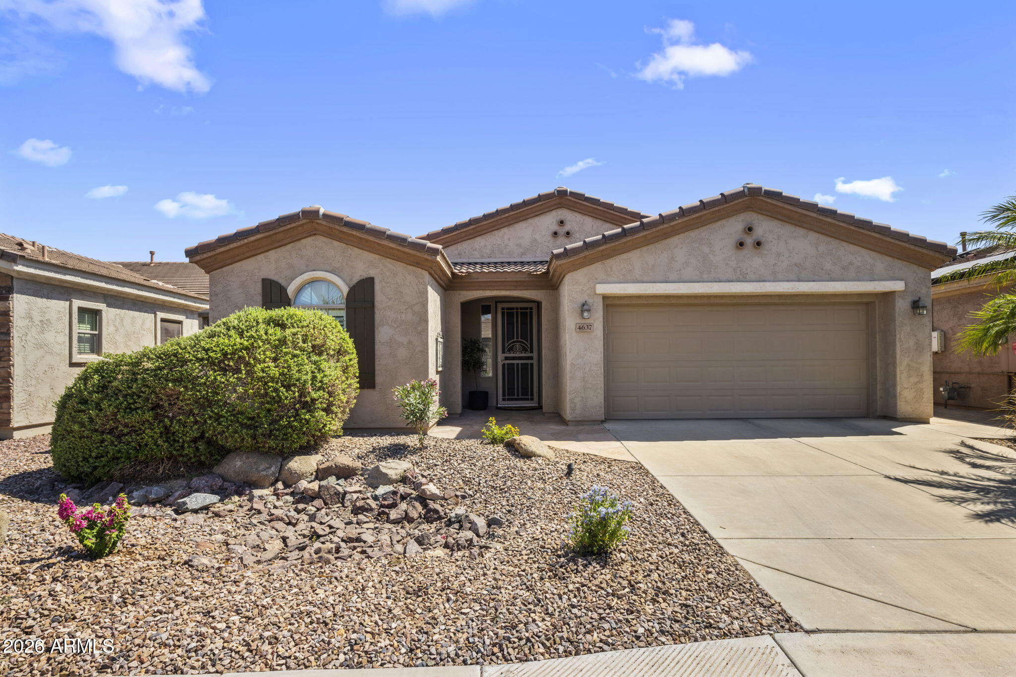4637 E NARROWLEAF Drive