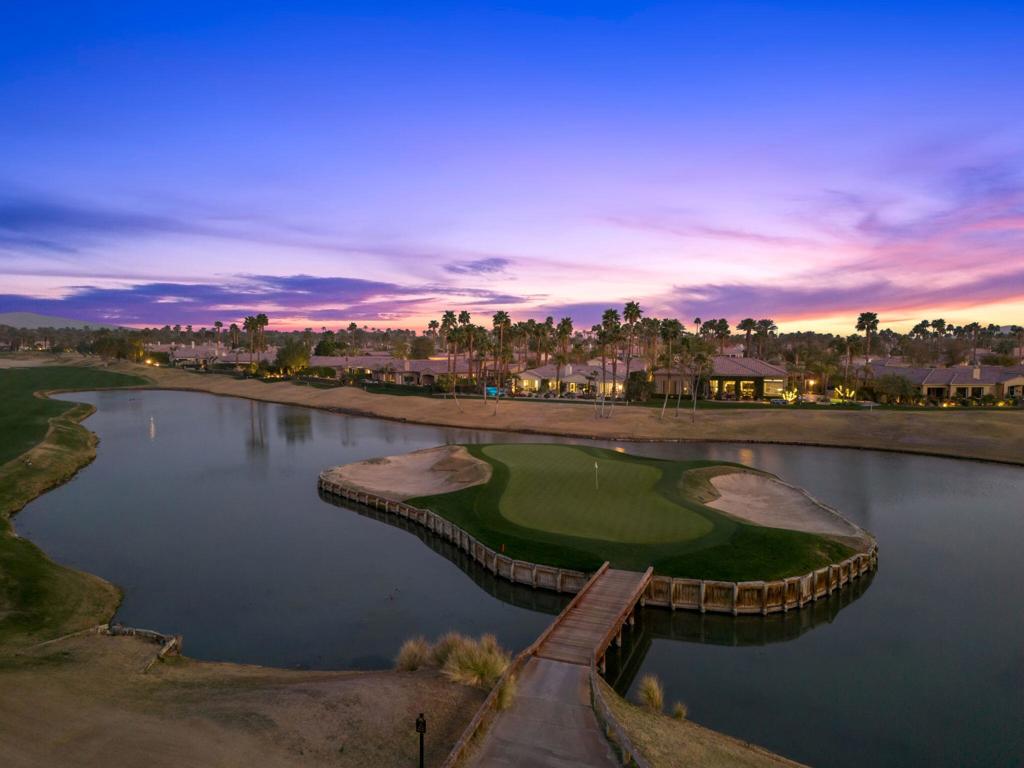 81240 Golf View Drive