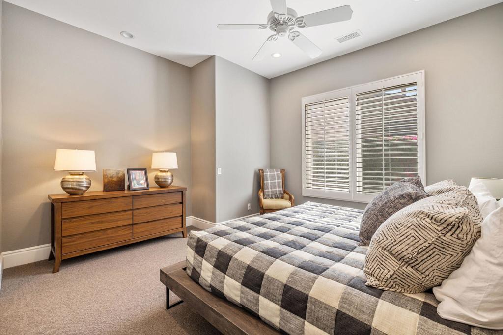 81240 Golf View Drive