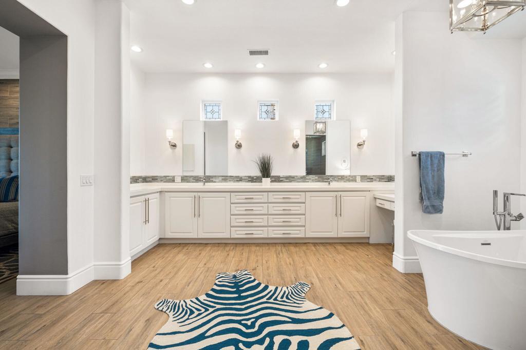 81240 Golf View Drive
