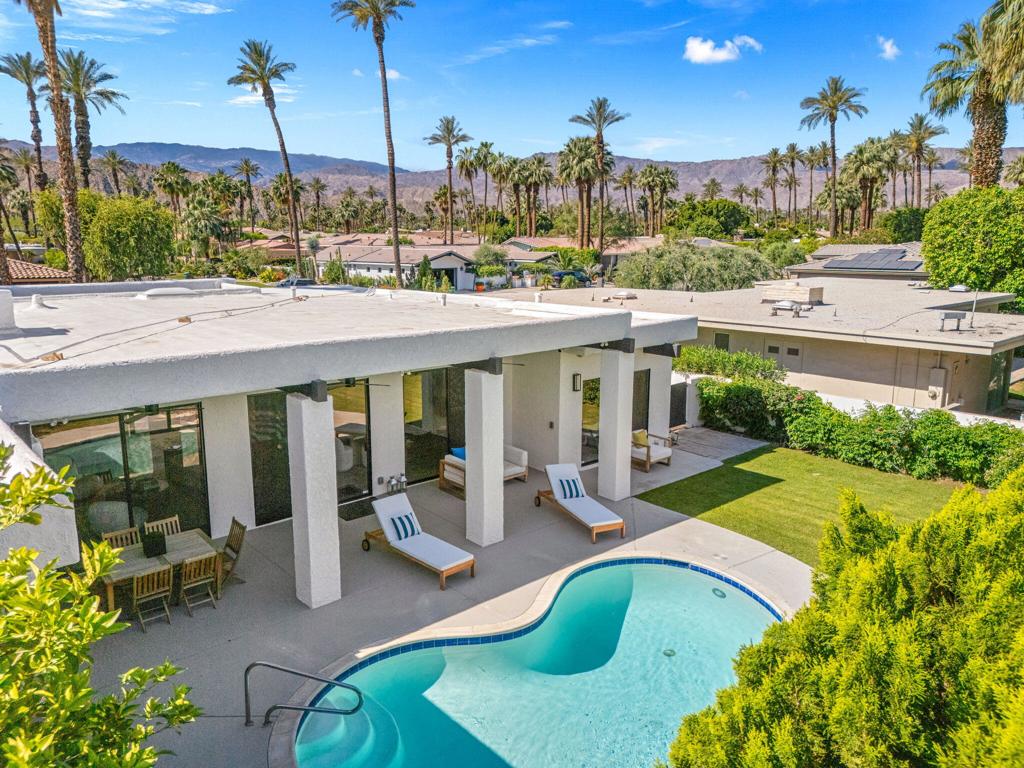 75414 Palm Shadow Drive