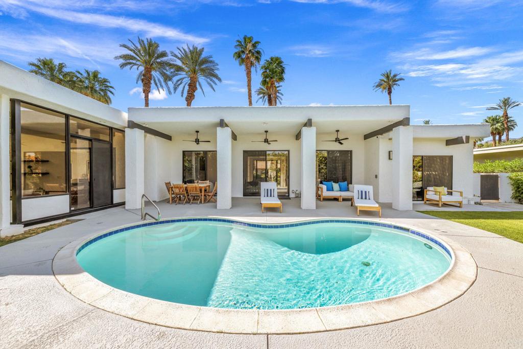 75414 Palm Shadow Drive