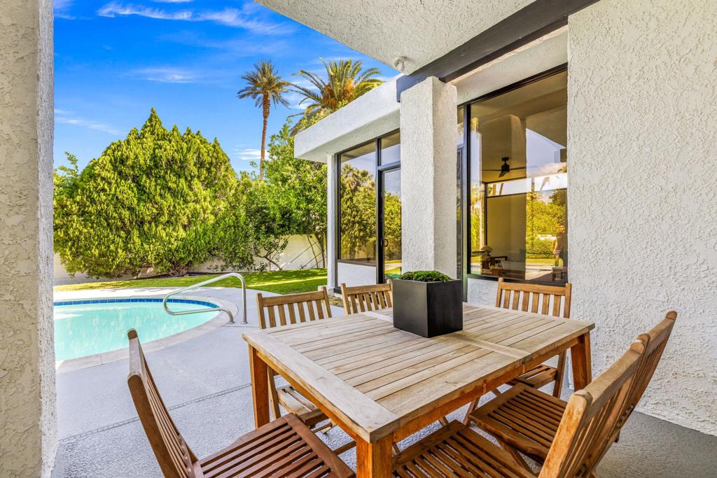 75414 Palm Shadow Drive