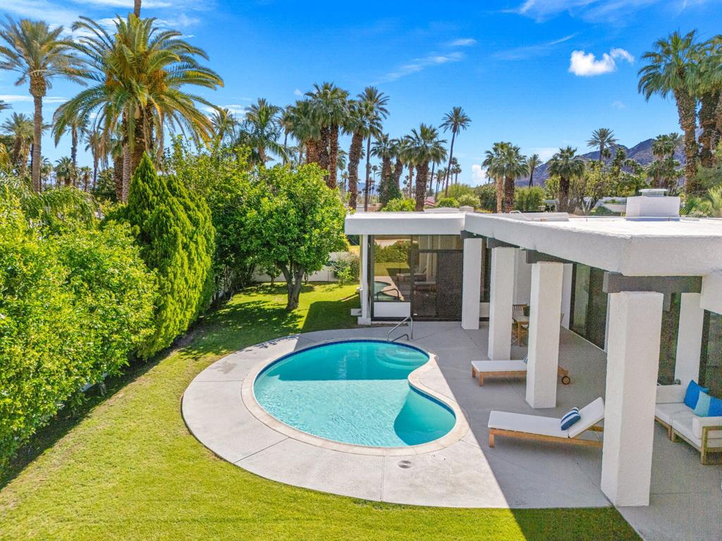 75414 Palm Shadow Drive