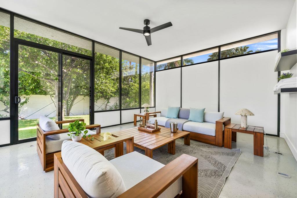 75414 Palm Shadow Drive