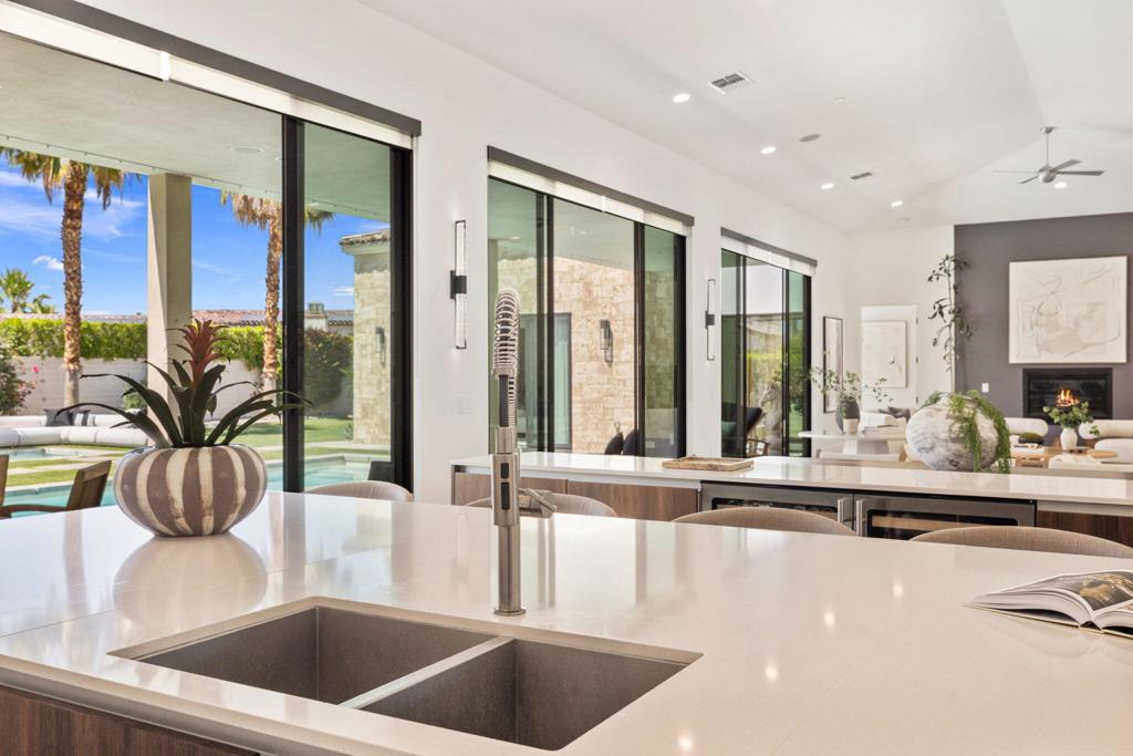 3085 Arroyo Seco