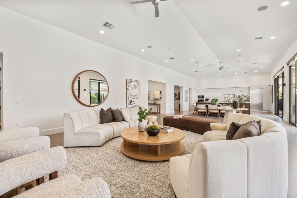 3085 Arroyo Seco