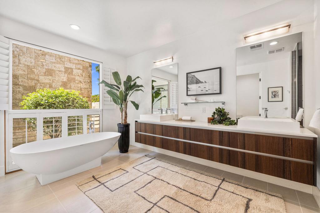 3085 Arroyo Seco