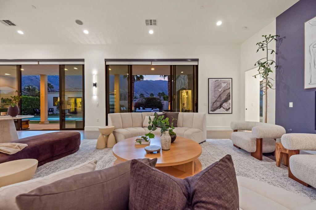 3085 Arroyo Seco