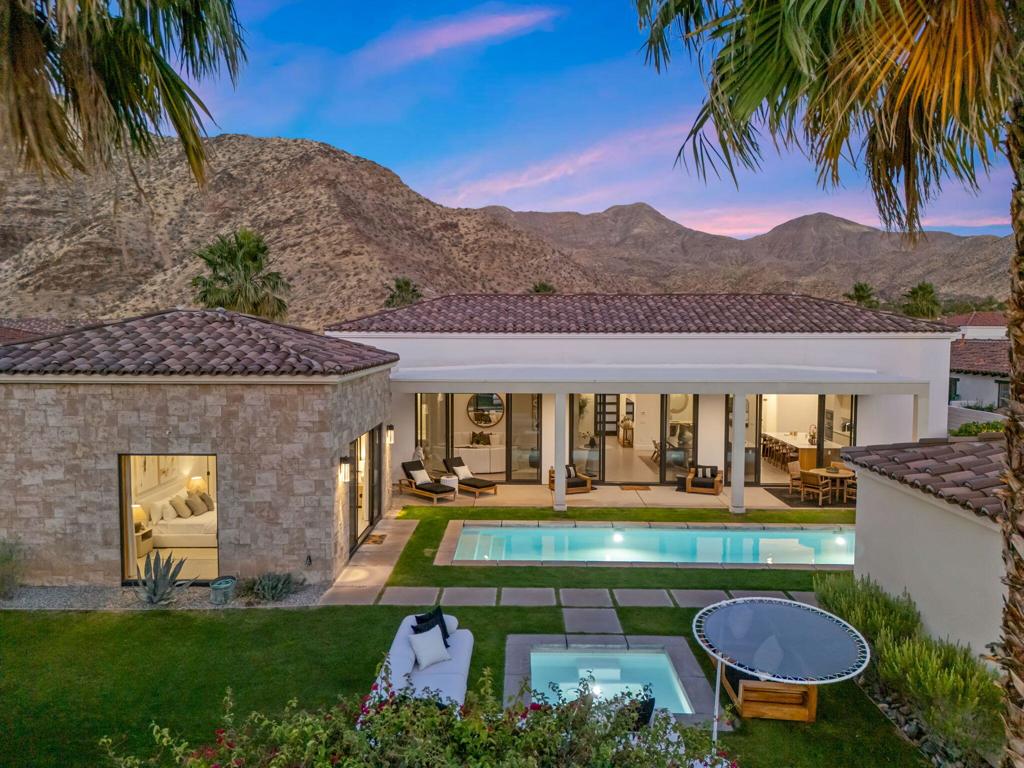 3085 Arroyo Seco