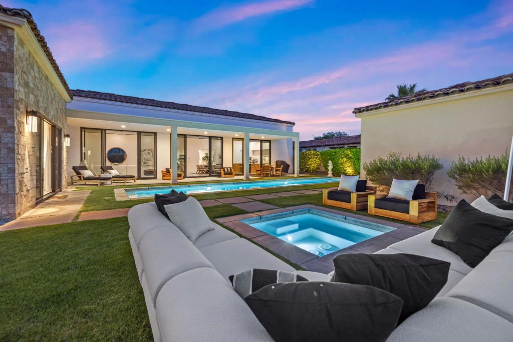 3085 Arroyo Seco