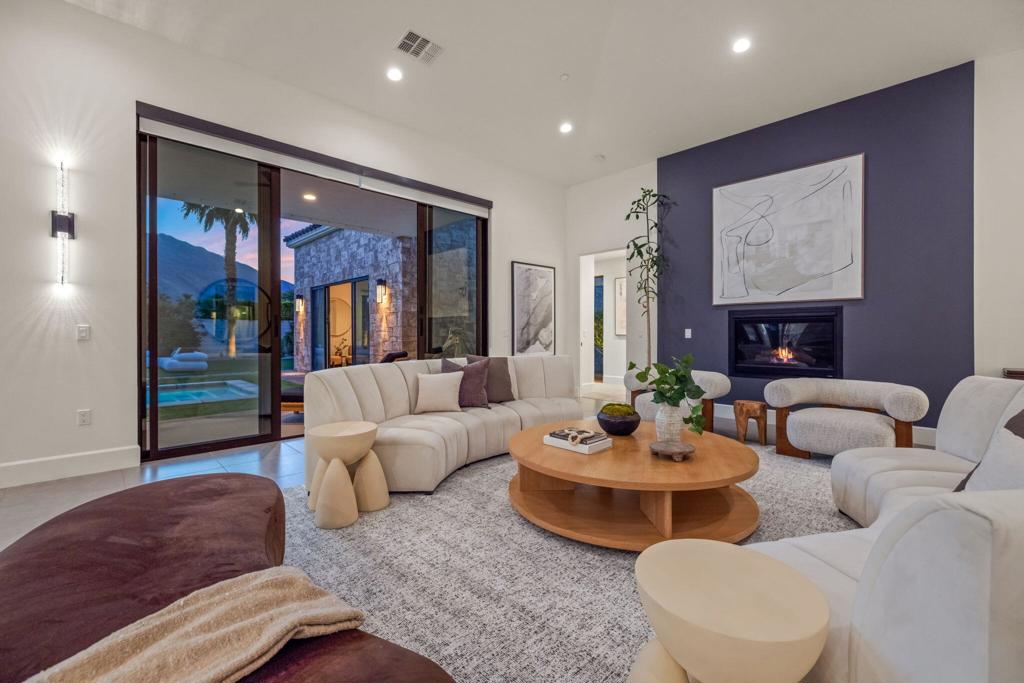 3085 Arroyo Seco