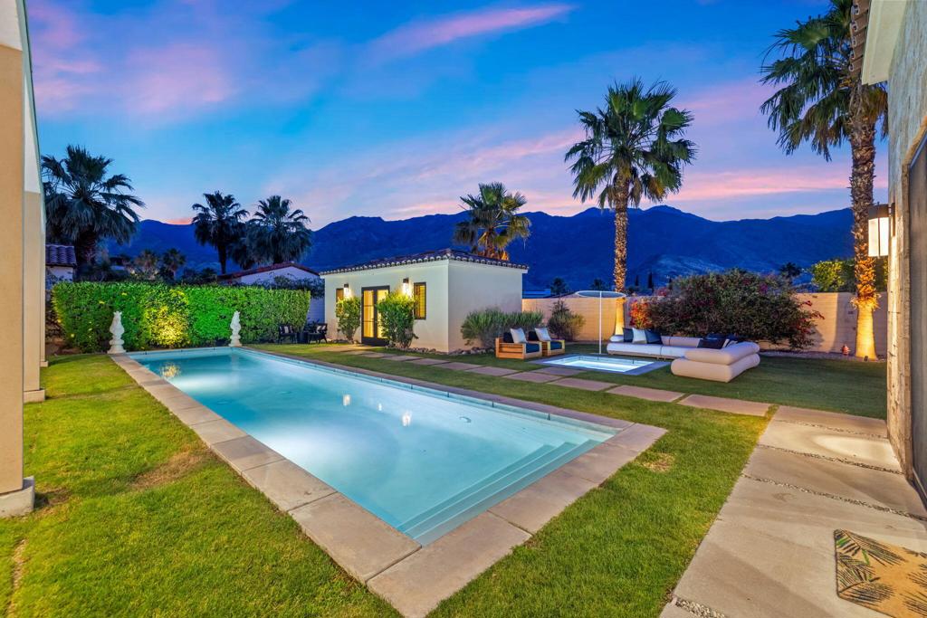 3085 Arroyo Seco