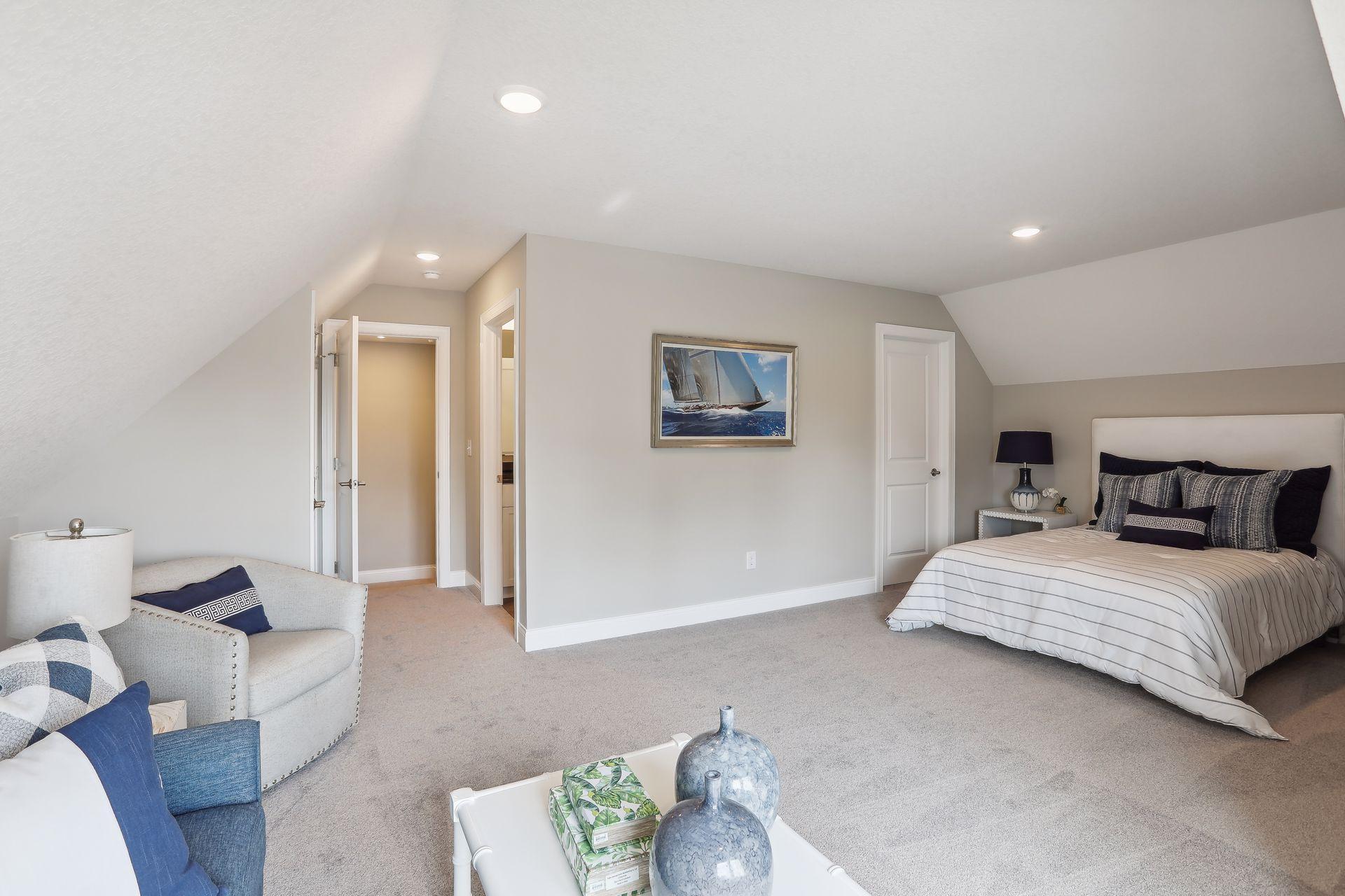 3846 Queensland Circle N