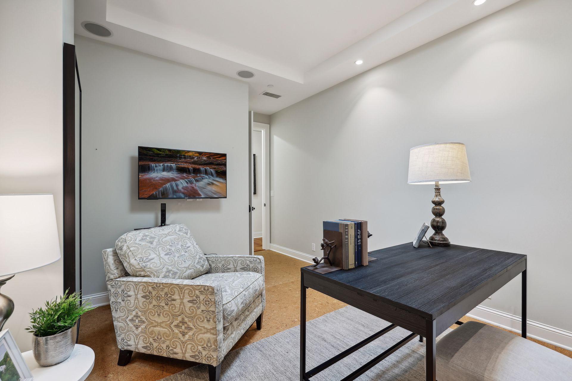 5000 France Avenue S Unit: 42