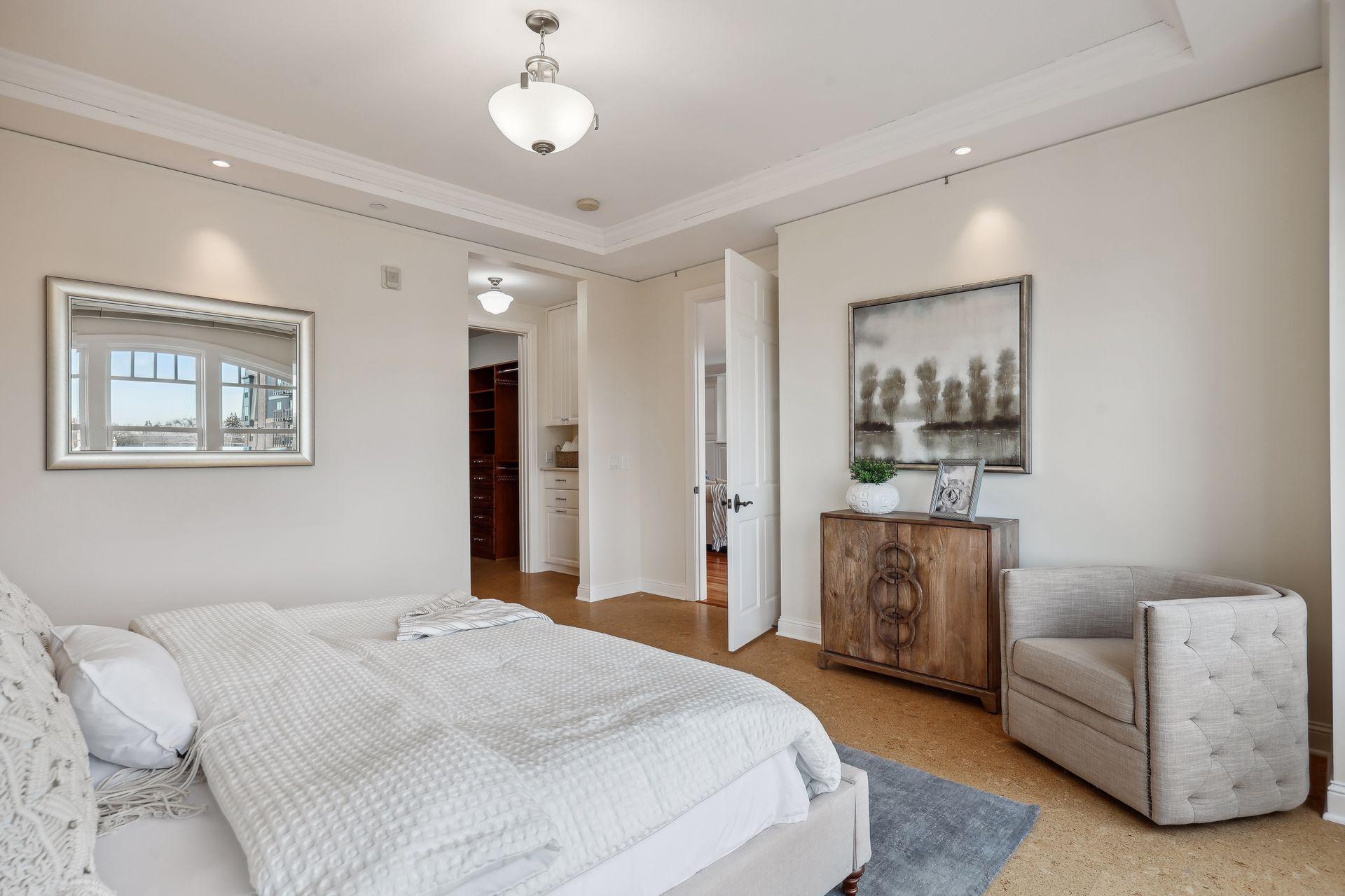 5000 France Avenue S Unit: 42