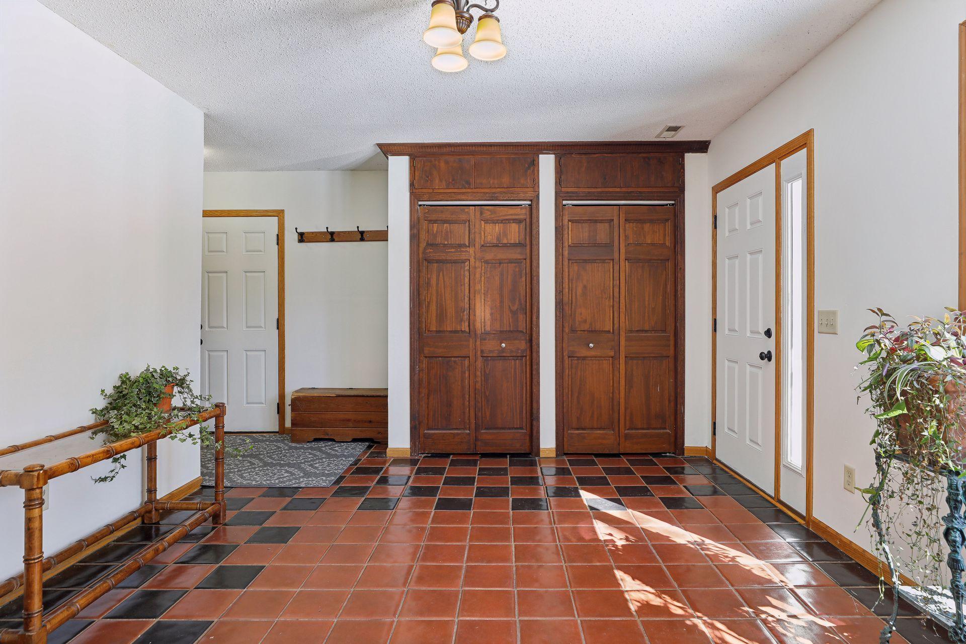 8875 Inver Grove Trail