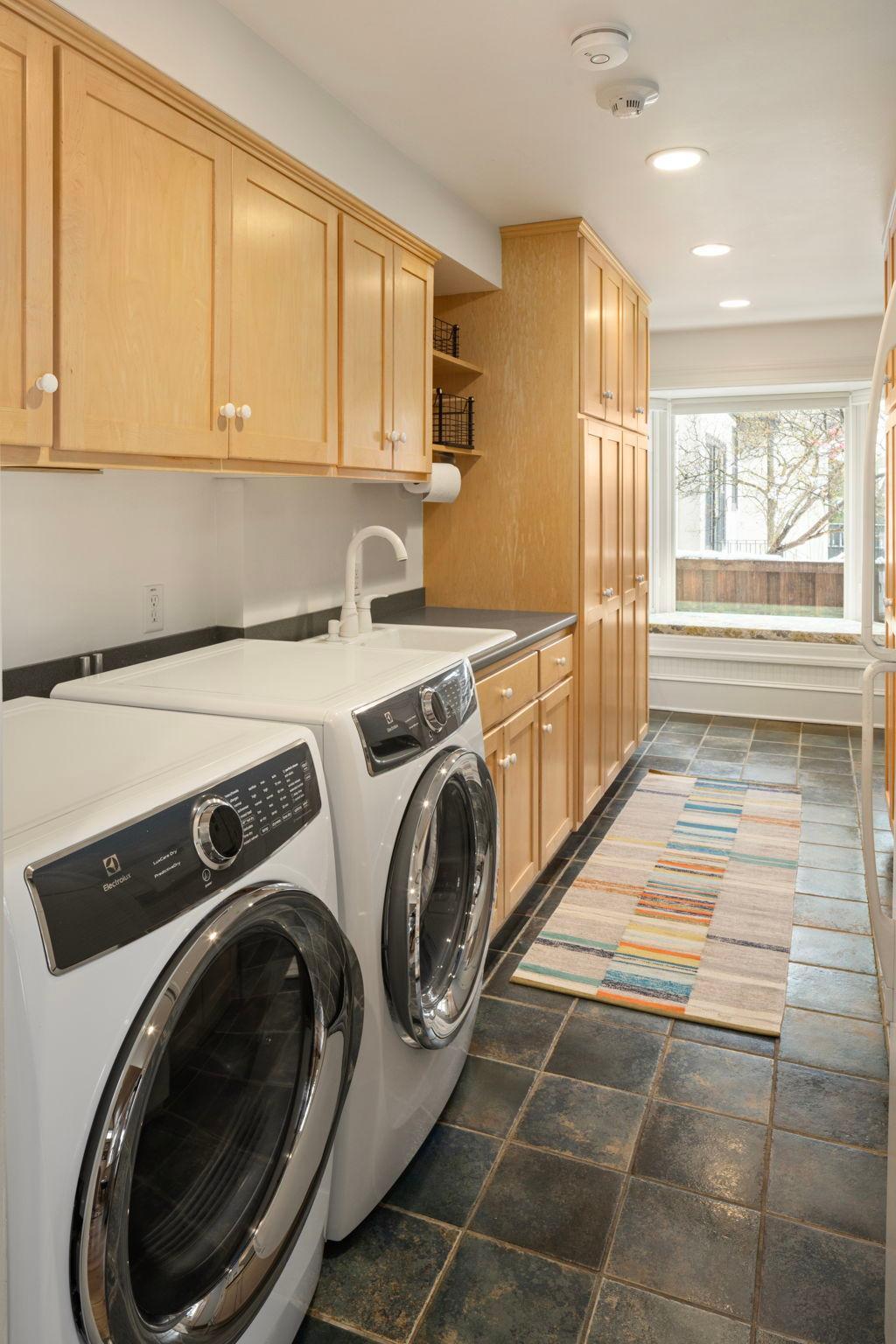 1624 W 26th Street