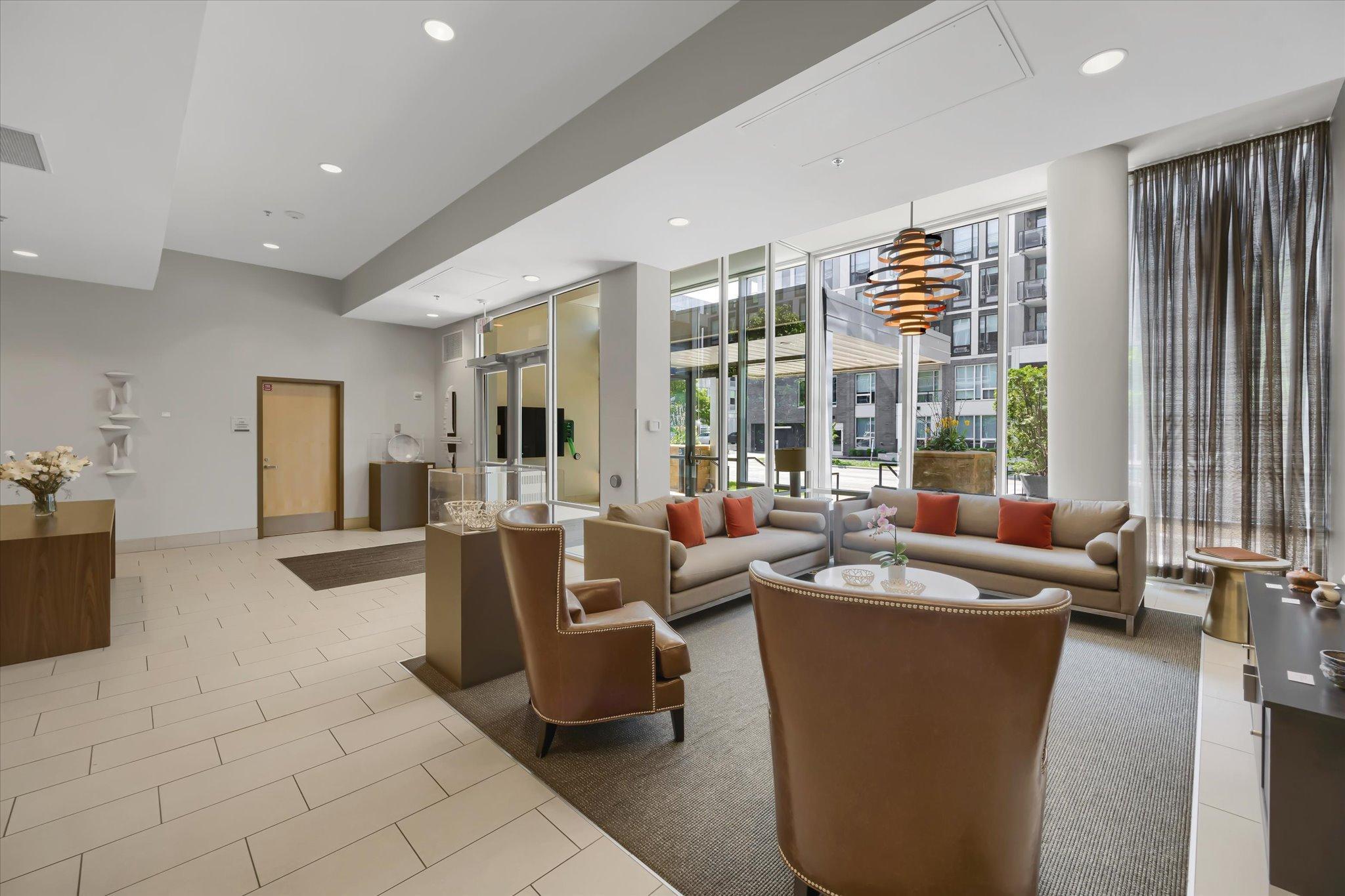 215 10th Avenue S Unit: 416