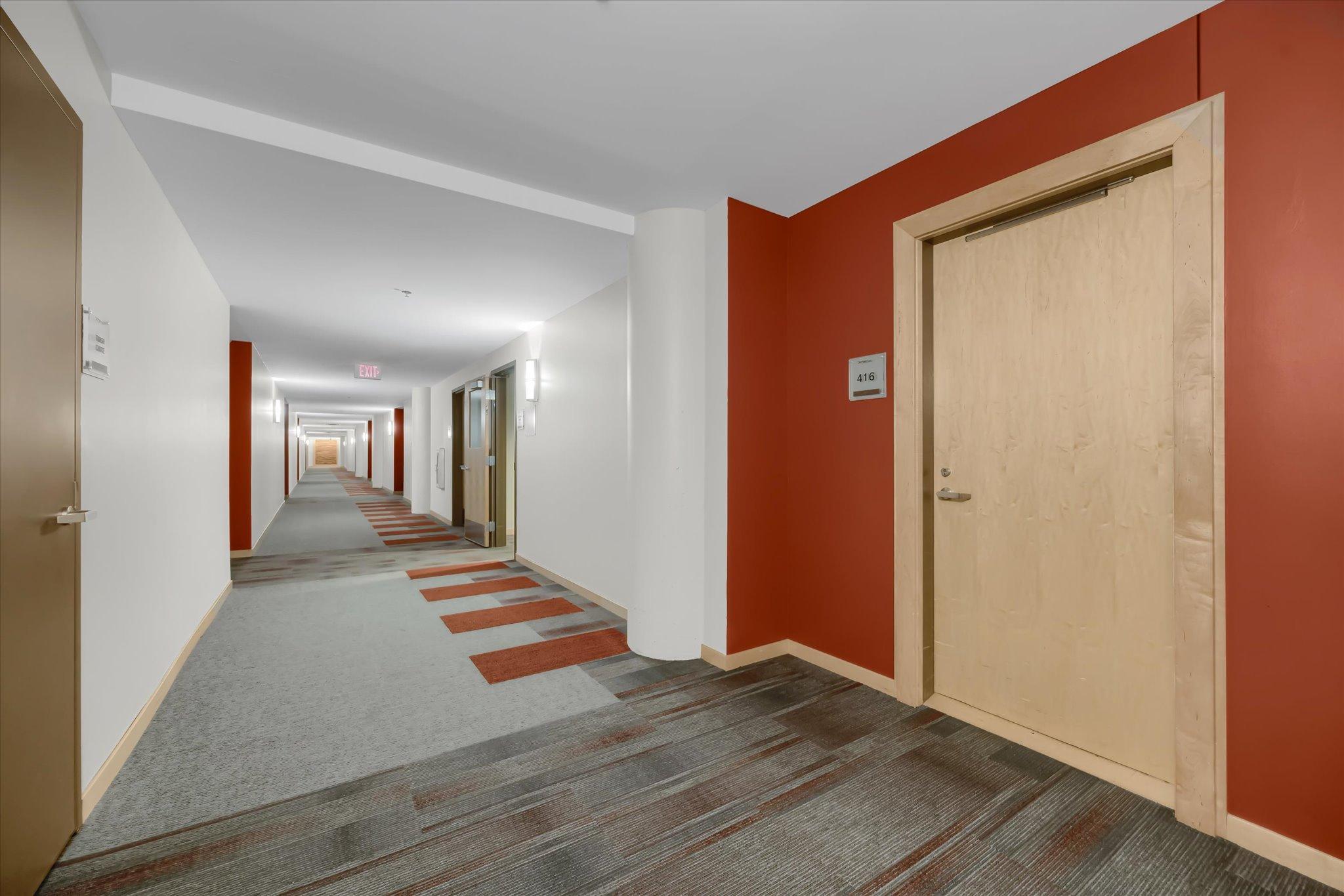 215 10th Avenue S Unit: 416