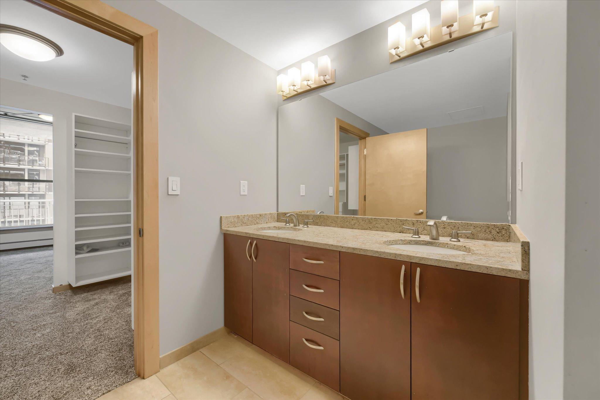 215 10th Avenue S Unit: 416