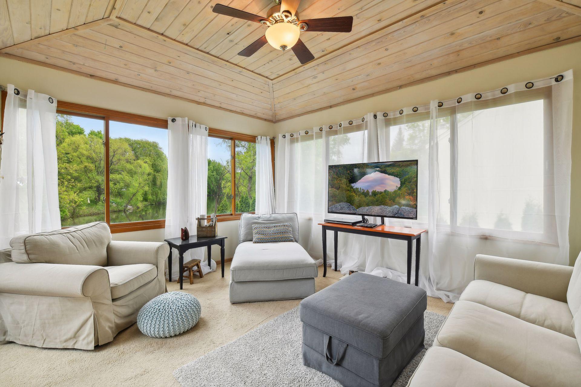 5905 Sweetwater Circle