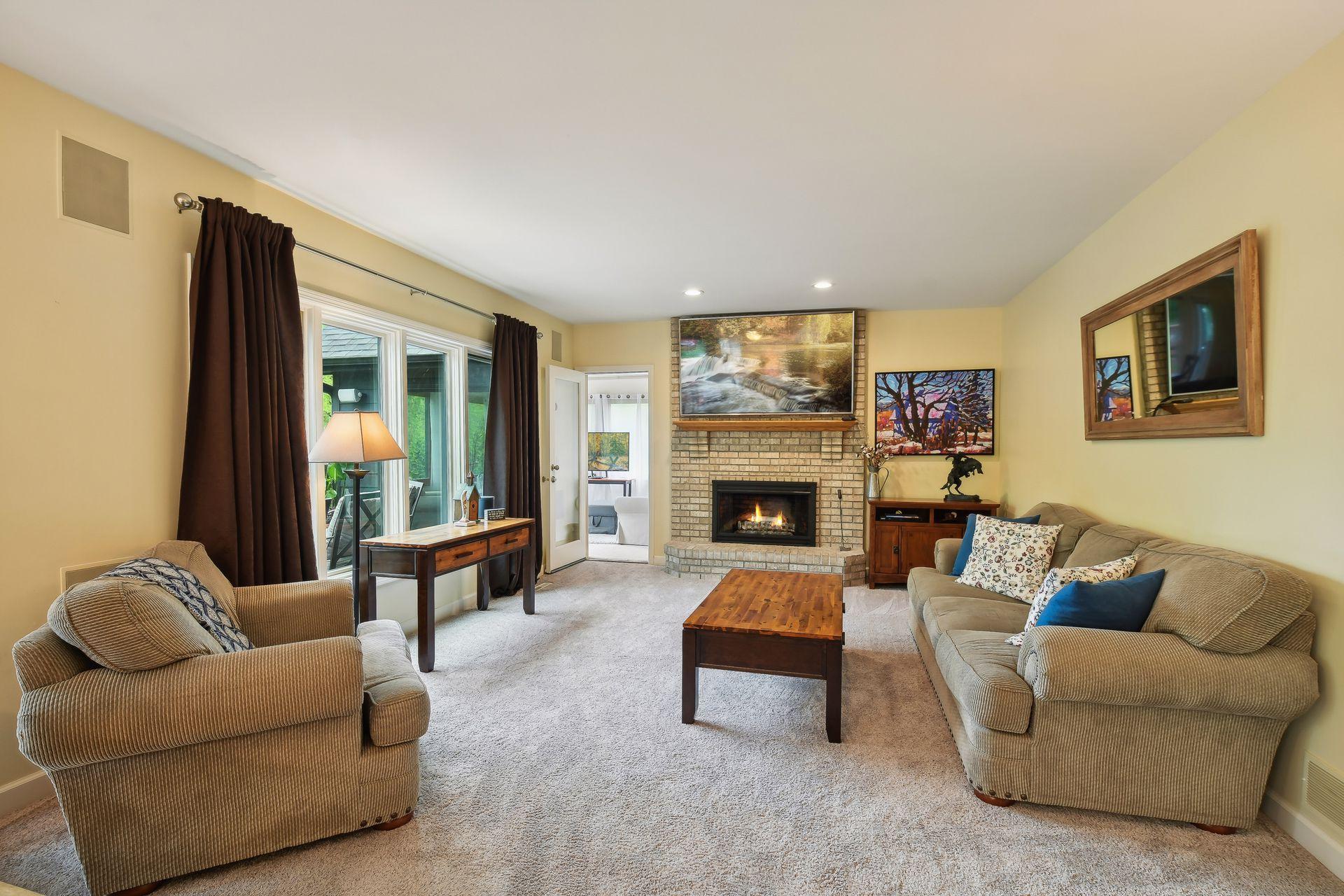 5905 Sweetwater Circle
